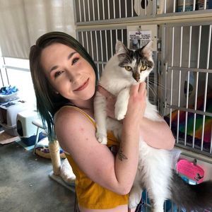 Meet your Posher, Tara